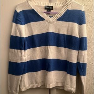 Women’s Medium Style & Co. crew sweater